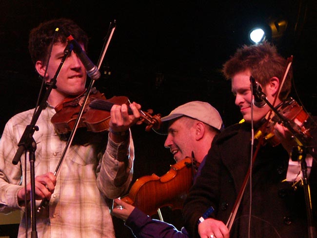 2005-04-28--19-34-25